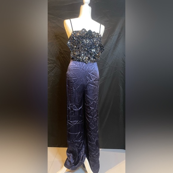 Badgley Mischka Rose Sequin Jumpsuit, size - Picture 10 of 13